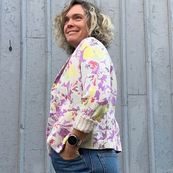 Etro Milano Floral Blazer, size 8 - Picture 4 of 15